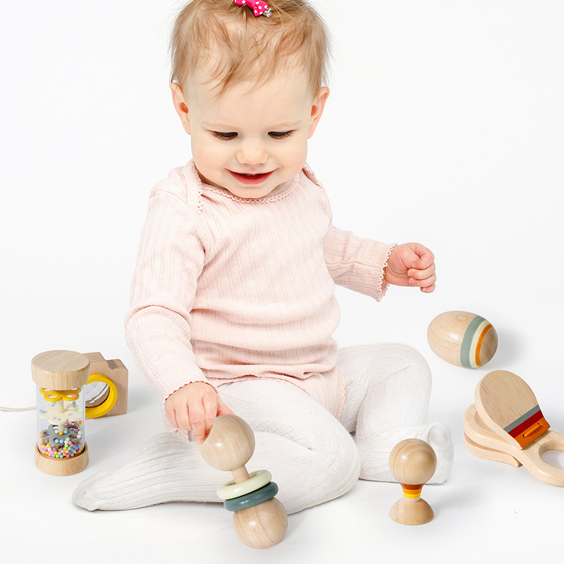 Juguetes de madera Montessori  - Baby Rattle Toy Set reseña y precio