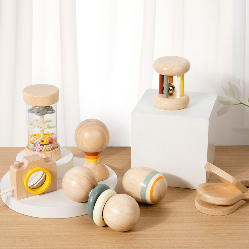 Juguetes de madera Montessori  - Baby Rattle Toy Set reseña y precio